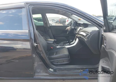 2017 Honda Accord Ex-L z USA, uszkodzony, nr VIN 1HGCR2F84HA136974